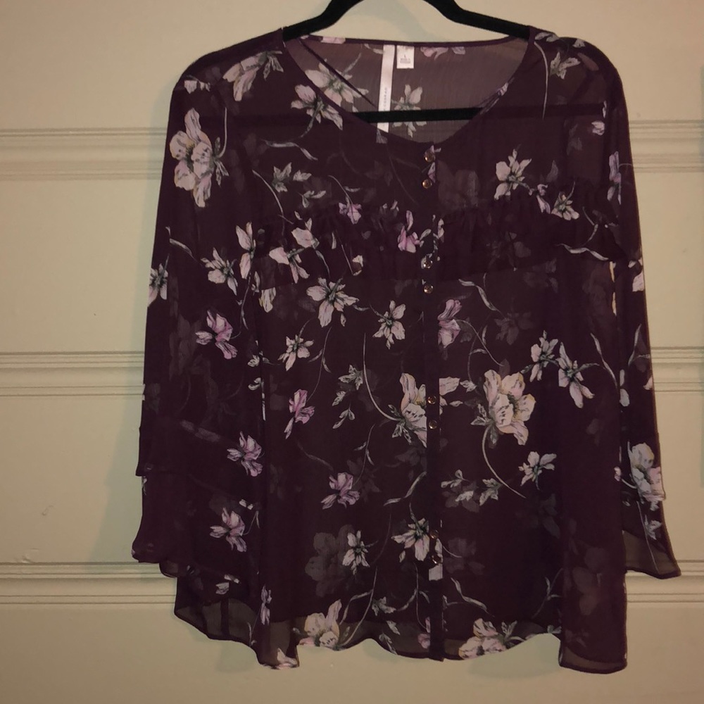 NWOT Flowered Dressy Top